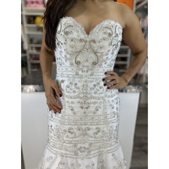 NWT Moonlight by Val Stefani Stunning Wedding Gown $2,288 - Picture 3 of 13